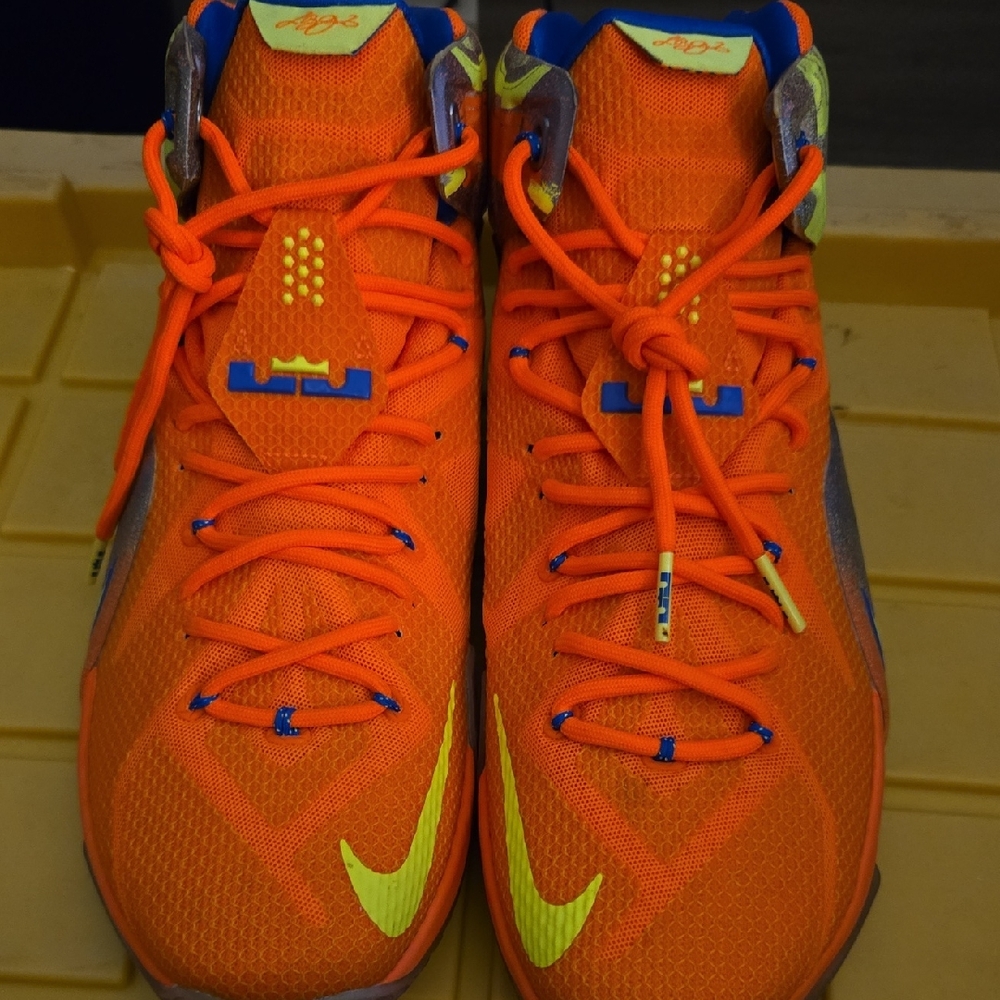 Nike Men's Orange Sneakers with Yellow Accents